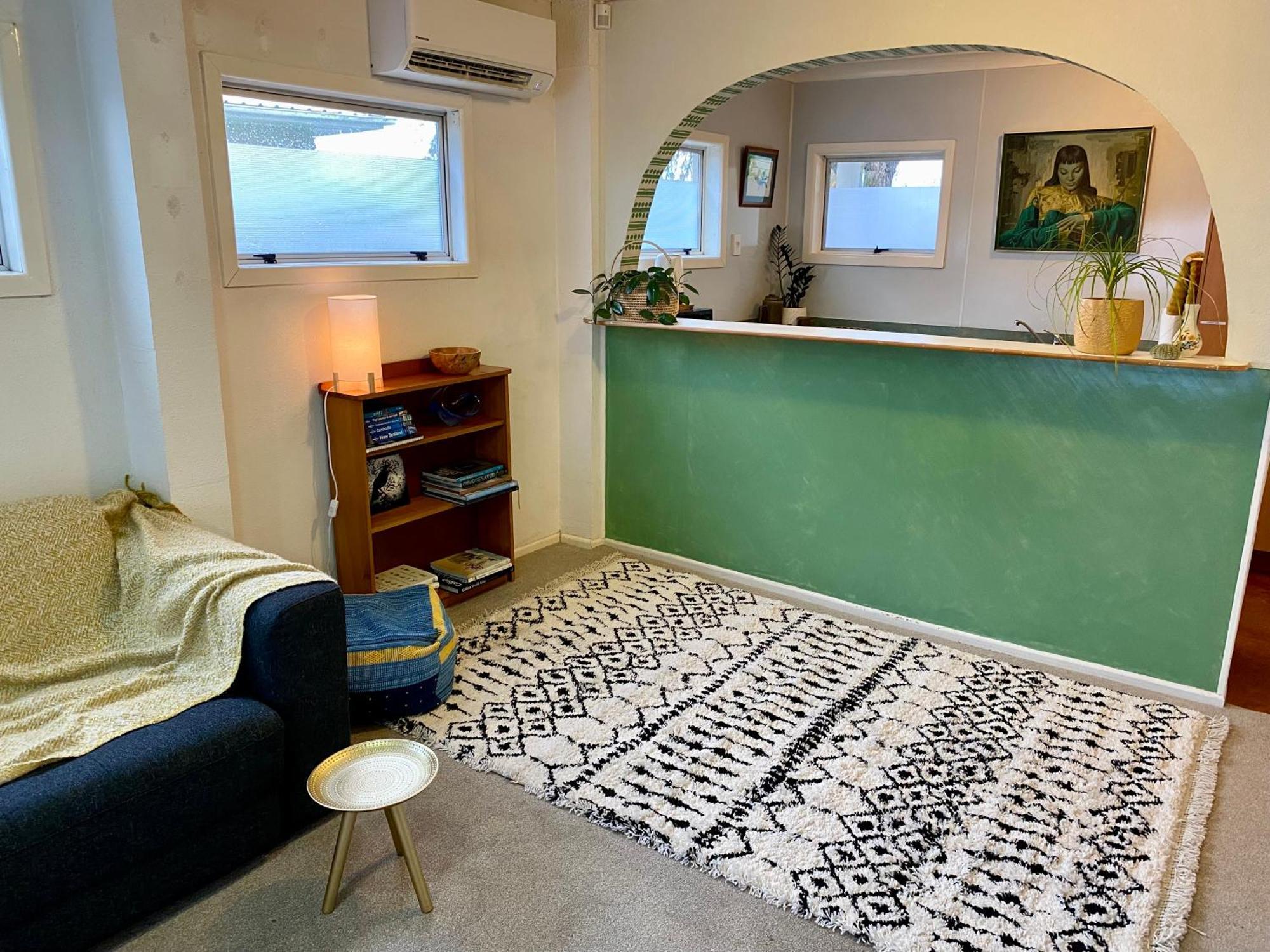 Apartment Mangere Bridge Gem